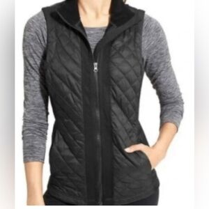 Athleta Rock Springs Vest. Black. Xl. Very good condition.